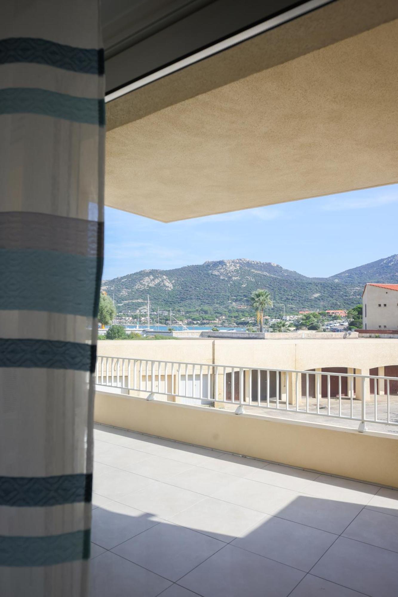Appartement La Balagne , Bord De Mer, Grande Terrasse, Sant'Ambroggio Lumio  Exterior photo